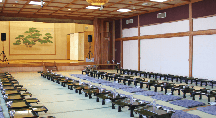 広間